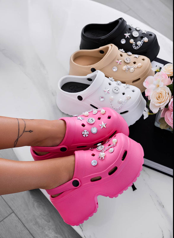 MINNA - Sabots plateforme bijoux en caoutchouc fuchsia