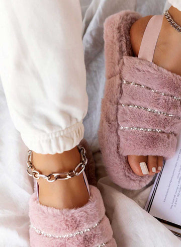 LEYLA - Zapatillas rosas de piel sintética con strass y elástico