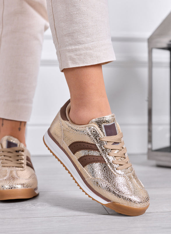 PIERA - Zapatillas marrones con estampado animal print y suela de goma