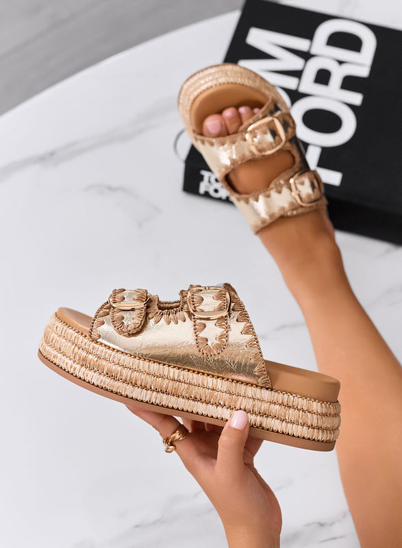 NOVELLA - Sandales mules dorés à plateforme avec semelle en corde