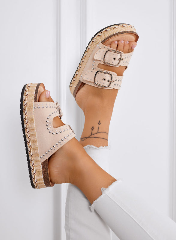 BILBAO - Sandales beiges Mules à plateforme avec clous et double boucle