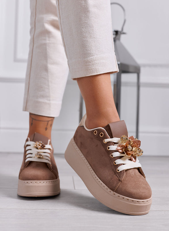GWENDA - Sneakers Donna marrone con Fiore Gioiello e Suola Platform