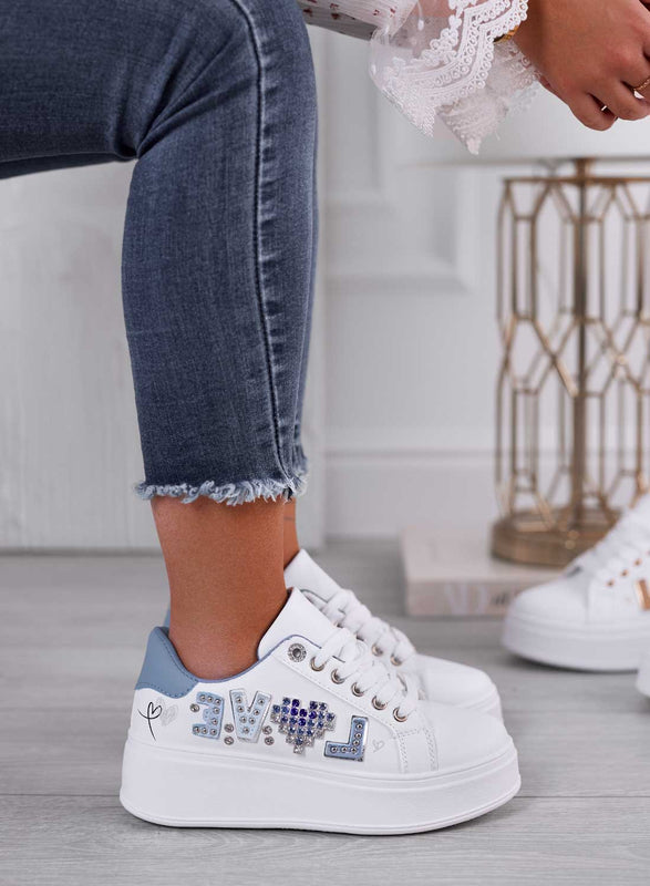 MIRTA - Baskets blanches avec talon bleu clair et inscription love