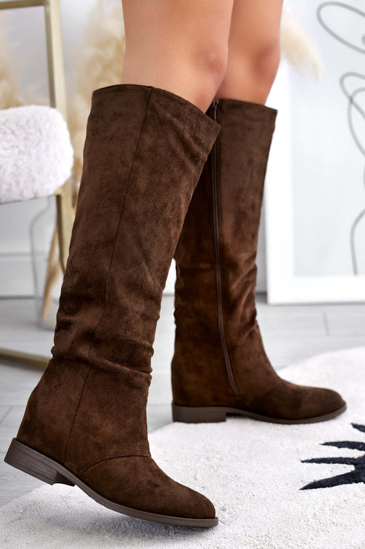 JANELLE - Bottes marron en daim avec semelle compensée intérieure