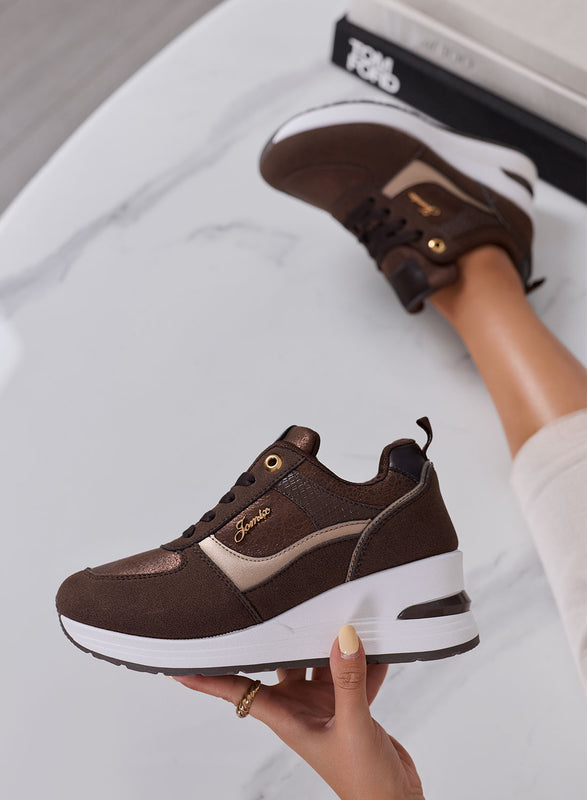 HOLLY - Sneakers Donna Marroni con Zeppa e Dettagli oro