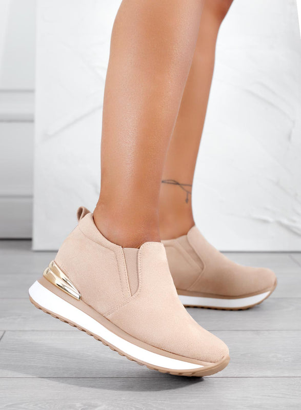 Baskets couleur boue avec élastique latéral