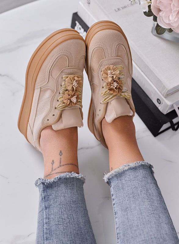 CLOE - Sneakers Donna beige con Fiori e Suola Platform