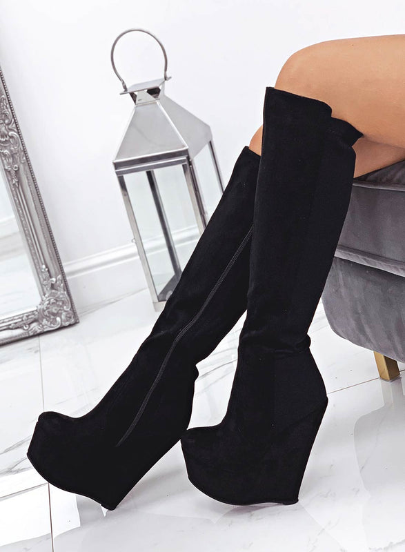 ESTELLA - Bottes en daim noir avec talon compensé et dos élastique