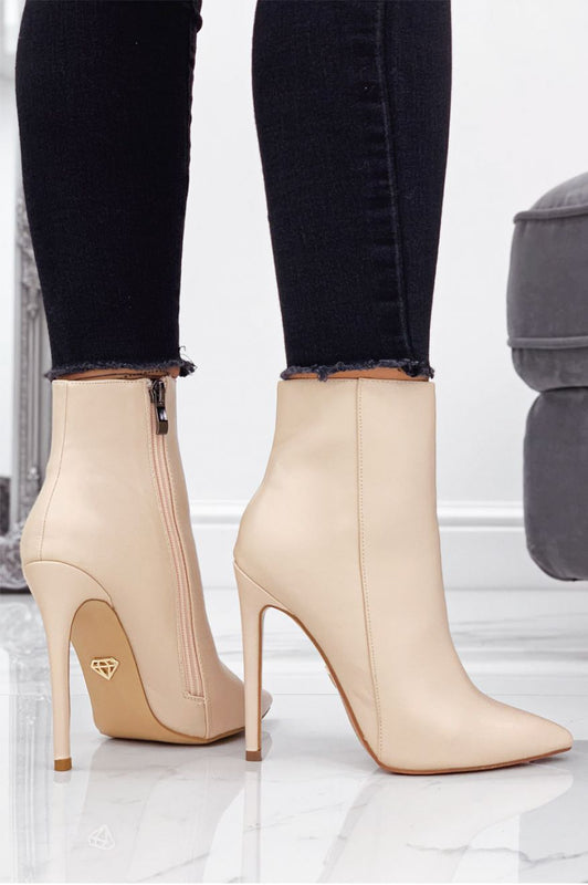 ILARIA - Bottines en cuir synthétique beige à talon haut