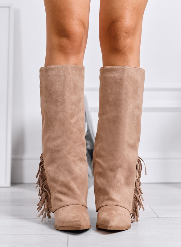 ETHEL - Stivali camperos fango con frange e tacco largo