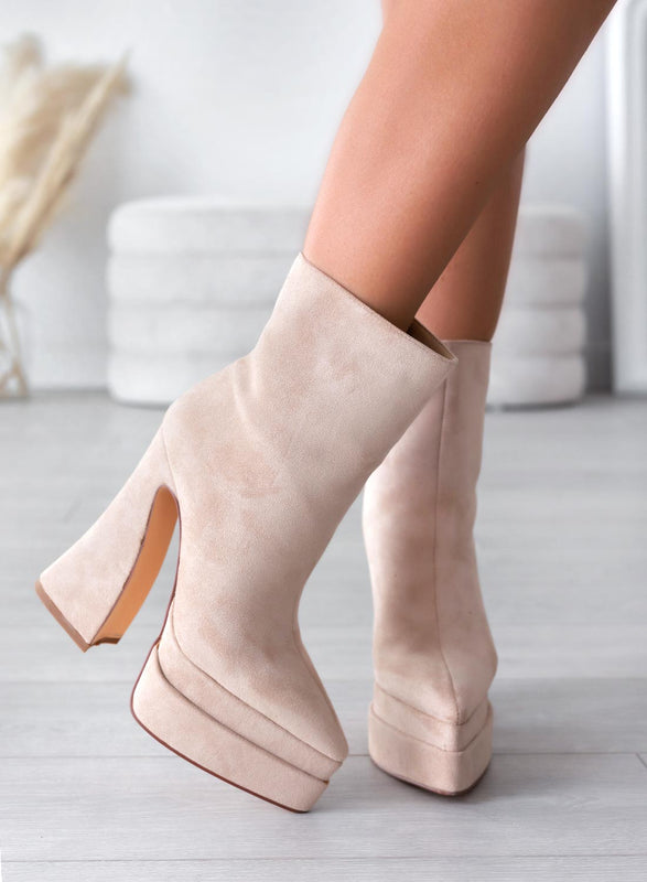 Tronchetti beige Alexoo con a punta con tacco curvo