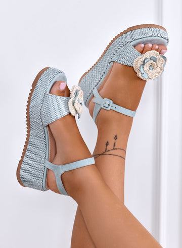 AMELIA - Blue Platform Sandals with Two-Tone Crochet Flower