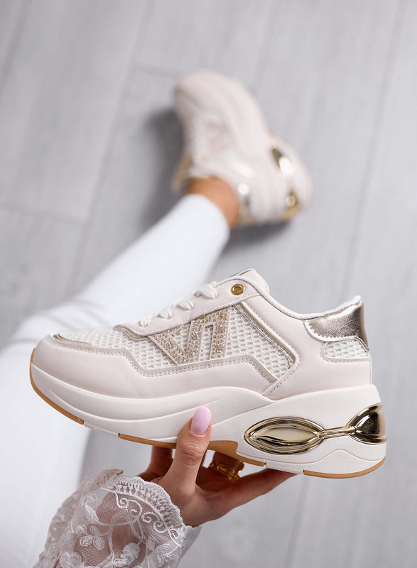 CAMILLA - Zapatillas Beige con Strass y Detalles dorados
