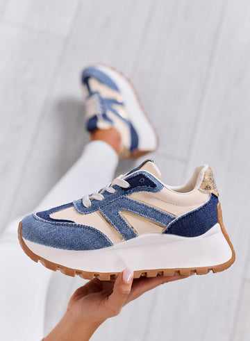 DENISE - Baskets bleu jean avec empiècements beiges et semelle épaisse
