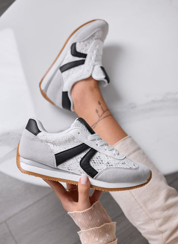 GIULIANA - Sneakers grigie con pizzo bianco e inserti neri