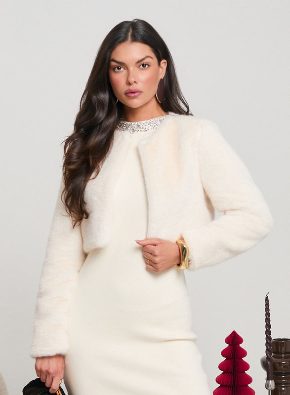 Chaqueta corta beige de piel sintética