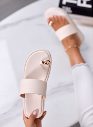 JUDITH - Sandali infradito Platform panna