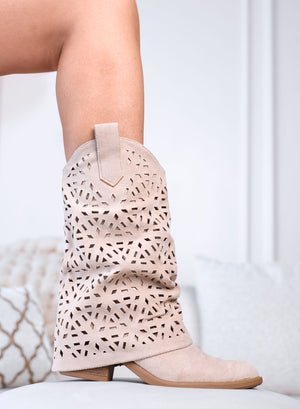 JULY - Beige suede perforated camper ankle boots with cuff