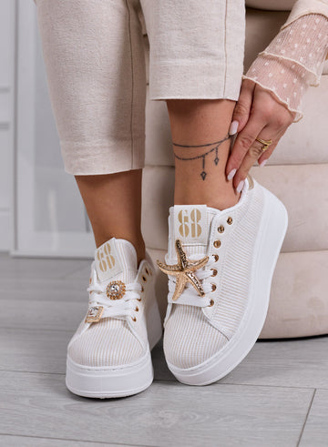 LINDA - Sneakers bianche con Applicazioni Gioiello oro e Suola Platform