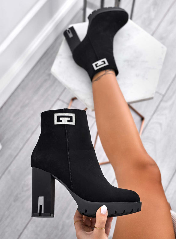 LORENZA - Tronchetti neri con tacco alto e applicazione gioiello