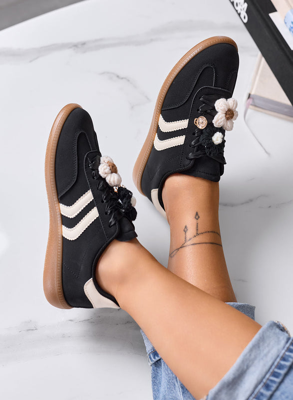 MELISSA - Baskets noires et beiges avec fleurs crochet
