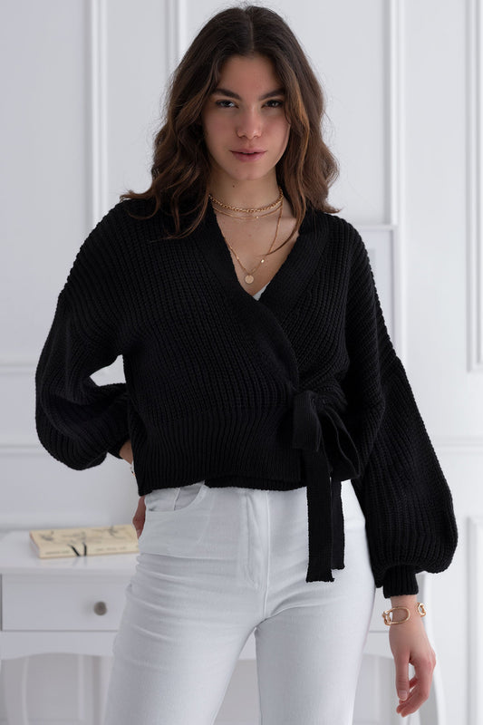 Pull-over croisé noir avec dentelle