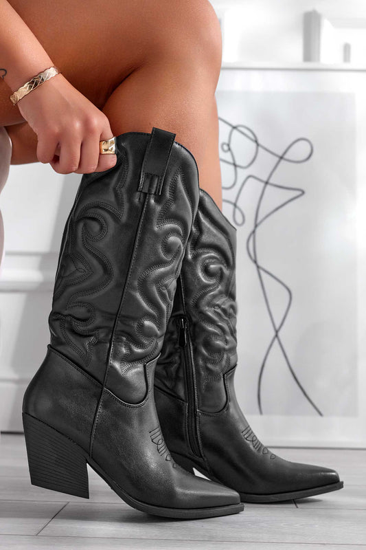 Bottes noires camperos avec broderie en relief