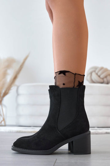SCOTT - Bottines en daim noir avec élastique latéral