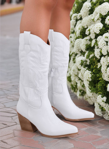 SONIA - Bottines blanches style western avec broderie en relief