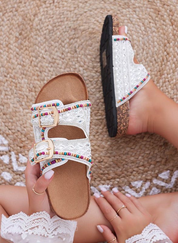 SUSAN - Sandales chaussons blanches avec strass et coraux multicolores