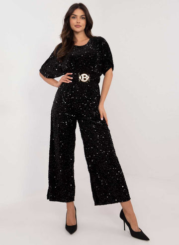 Ensemble noir en sequins avec ceinture à la taille