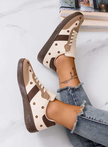 WESTON - Baskets beiges avec marguerites brodées et semelle marron