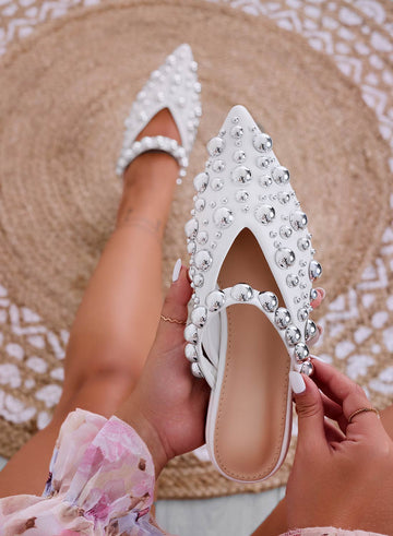 WILDA - Ballerines blanches à bout pointu avec clous sphériques