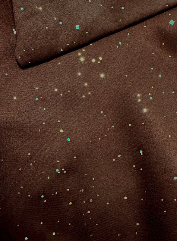 Camicia marrone con rouches in raso e glitter