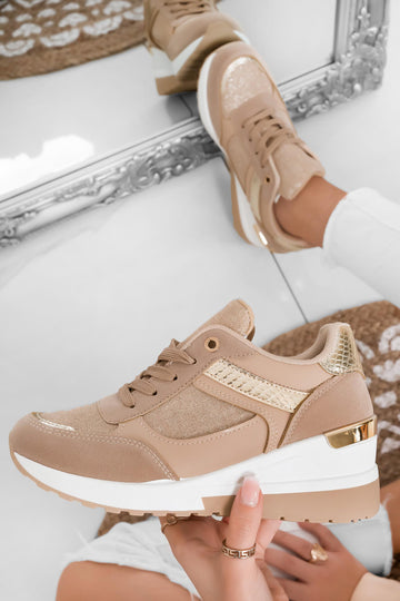 Sneakers fango e oro con zeppa