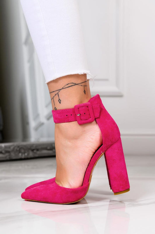 Escarpins fuchsia en daim avec bride et talon confortable