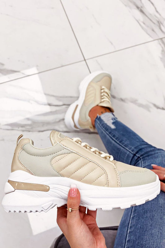 Sneakers beige in finta pelle trapuntata
