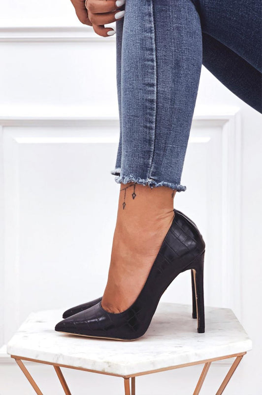 Escarpins noirs en simili cuir crocodile à talons hauts