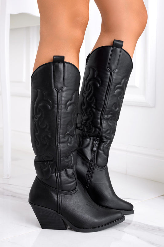 Bottes noires camperos brodées