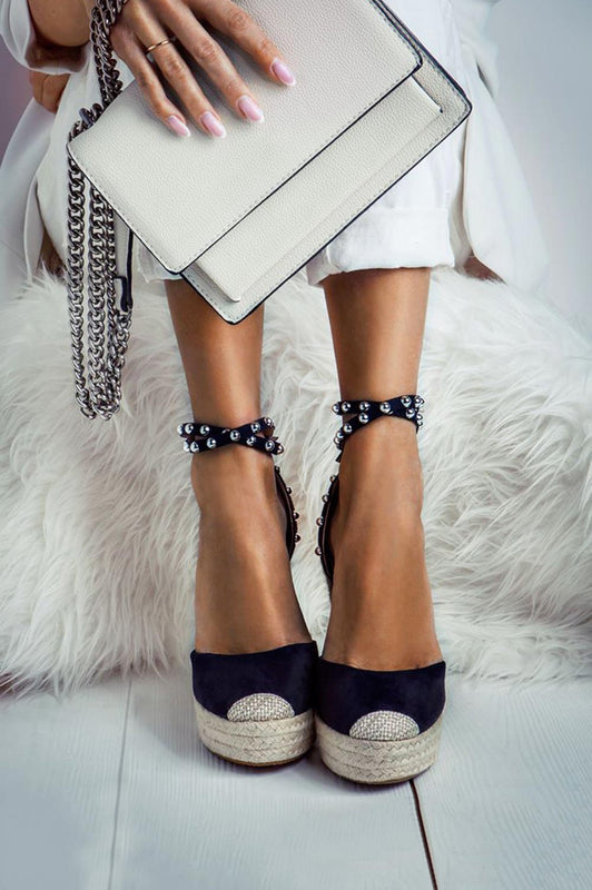 Espadrilles noires à talon compensé haut et clous Dominic