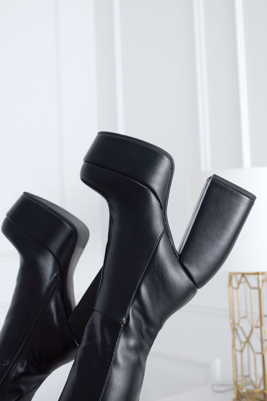 Bottes noires à plateforme Alexoo avec talon haut courbé