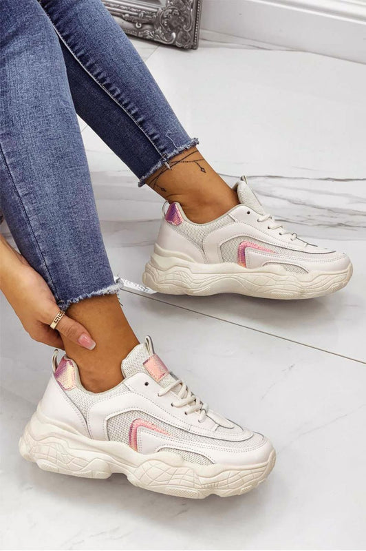 Sneakers beige con lacci e inserti metallizzati