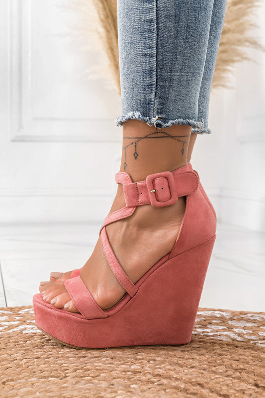 Sandali rosa scamosciati con zeppa