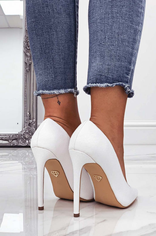 Escarpins blancs effet python à talons hauts