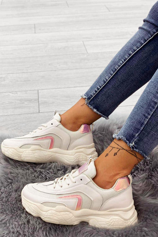 Sneakers beige con lacci e inserti metallizzati