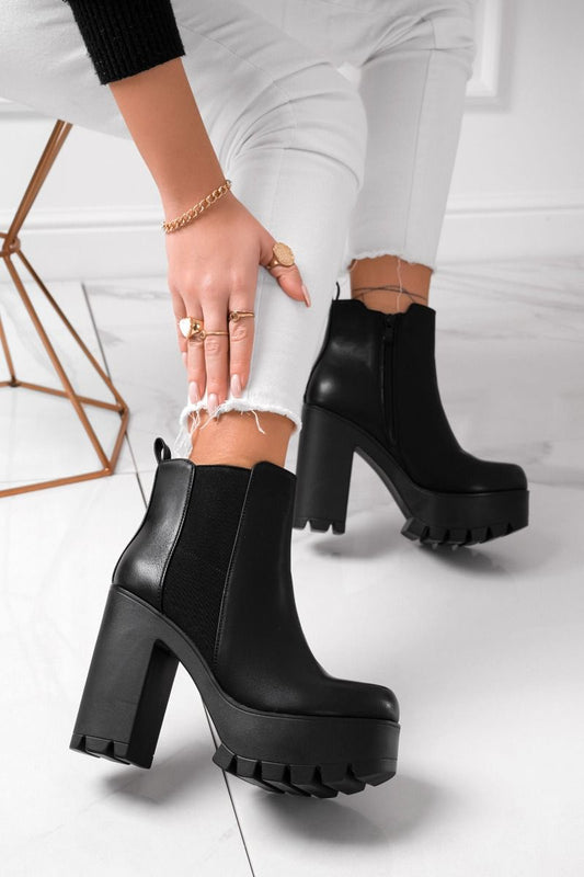 ankle boots with elastic, lug sole and black heel