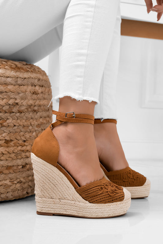 Espadrilles camel avec semelle compensée en corde et broderie