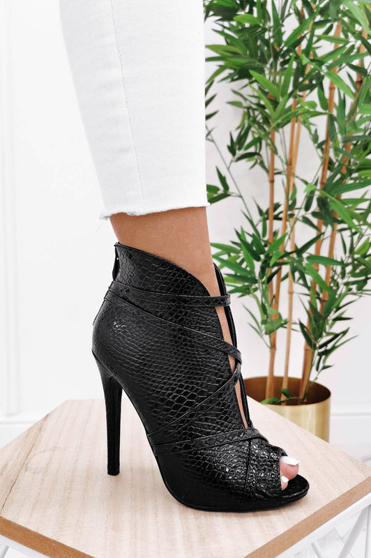 Alexoo Sandales bottines noires à bout ouvert effet python et talon haut