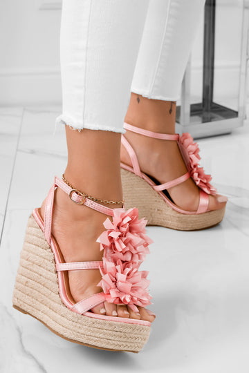 Sandali espadrilles rosa in raso con fiore applicato