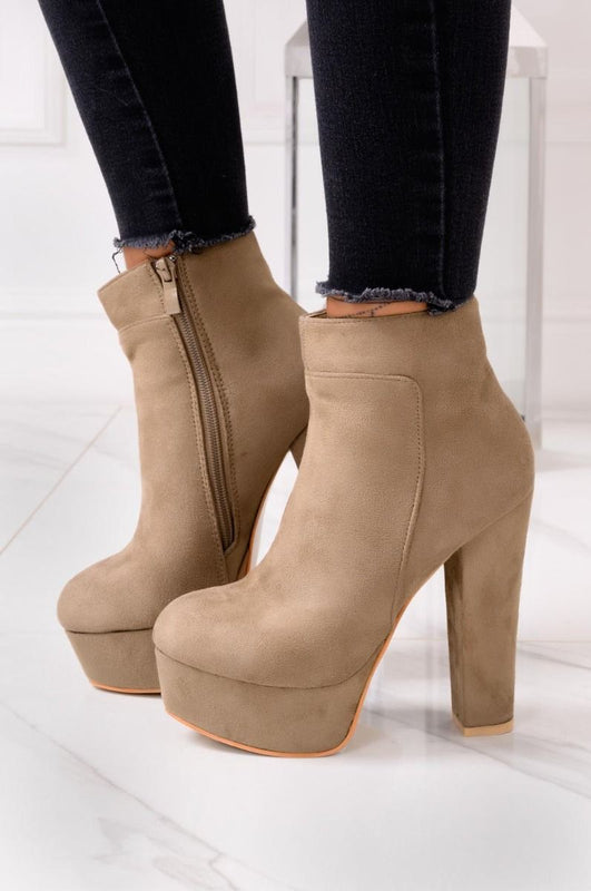 FELICIA - Bottines taupe en daim avec talon haut